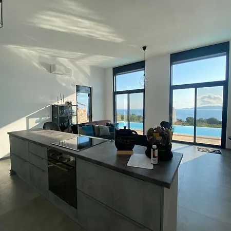 Yoga -retreat -villa Sappho Near Ammoussa Evgiros