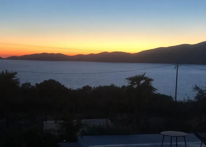 Villa Yoga -retreat -villa Sappho Near Ammoussa Evgiros