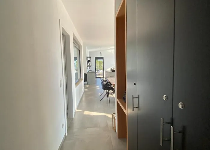 Villa Yoga -retreat -villa Sappho Near Ammoussa